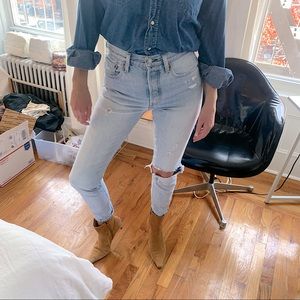Levi’s 501 Light Blue Distressed Ripped Denim Jeans size 26